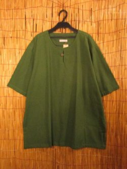 画像1: 一つボタン＊コットン素材＊ハーフスリーブ＊プルオーバー＊２ＸＬ 