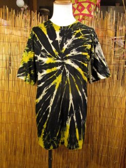 画像1: 黒色ベース＊タイダイ染め＊コットン素材＊半袖＊Ｔシャツ＊ＸＬ