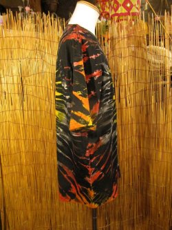画像2: 黒色ベース＊タイダイ染め＊コットン素材＊半袖＊Ｔシャツ＊ＸＬ