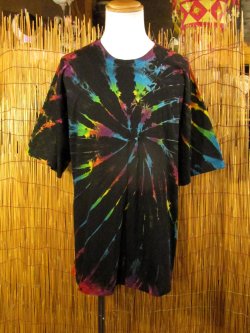 画像1: 黒色ベース＊タイダイ染め＊コットン素材＊半袖＊Ｔシャツ＊２ＸＬ