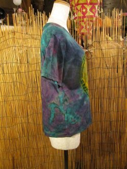 画像2: タイダイ染め＊コットン素材＊Ｖネック＊半袖＊Ｔシャツ