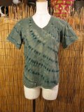 タイダイ染め＊コットン素材＊Ｖネック＊半袖＊Ｔシャツ