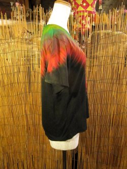 画像2: タイダイ染め＊コットン素材＊Ｖネック＊半袖＊Ｔシャツ