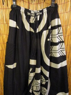 画像2: 黒色＋和風プリント＊切り替え＊コットン素材＊ふんわり＊サルエルパンツ