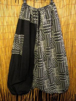 画像1: 黒色＋和風プリント＊切り替え＊コットン素材＊ふんわり＊サルエルパンツ