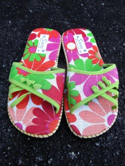 画像1: 【２３ｃｍ〜２３・５ｃｍ】お花プリント＊ヘップサンダル