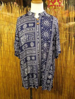 画像1: ラムナミプリント＊レーヨン素材＊マオカラー＊半袖＊プルオーバー＊２XＬ