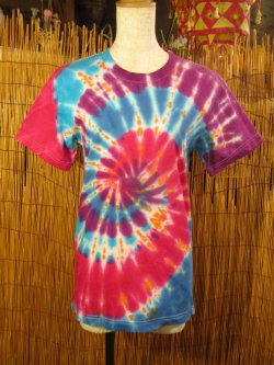 画像1: 小さめサイズ＊タイダイ染め＊コットン素材＊半袖＊Ｔシャツ＊Ｍ