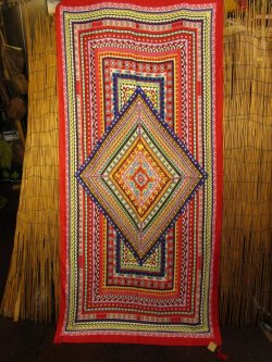 画像1: ボヘミアンプリント＊ポリエステル素材＊タッセル付き＊大判ストール＊マルチクロス