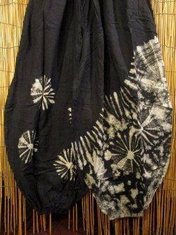 画像2: モノトーンタイダイ染め＊コットン素材＊ゆったりシルエット＊ビッグアラジンパンツ＊バルーンパンツ