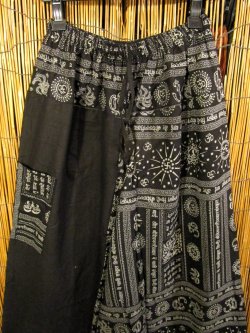 画像2: 黒色＋和風プリント＊切り替え＊コットン素材＊ふんわり＊サルエルパンツ