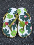 【２２・５ｃｍ〜２３ｃｍ】お花プリント＊鈴付き＊ビーチサンダル