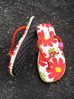 画像3: 【２３ｃｍ〜２３・５ｃｍ】お花プリント＊鈴付き＊ビーチサンダル