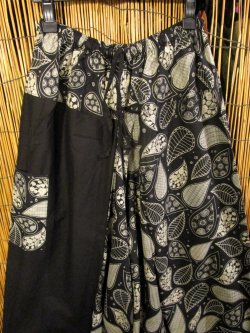 画像2: 黒色＋和風プリント＊切り替え＊コットン素材＊ふんわり＊サルエルパンツ