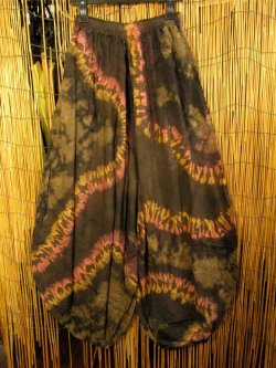 画像1: ラヴァタイダイ染め＊レーヨン素材＊ゆったりシルエット＊ビッグアラジンパンツ＊バルーンパンツ