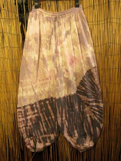 画像1: タイダイ染め＊ストレッチコットン素材＊ゆったりシルエット＊ビッグアラジンパンツ＊バルーンパンツ