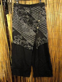 画像1: 和風プリントコットン素材＊エプロン風＊別生地付き＊変型ロングパンツ