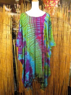 画像1: タイダイ染め＊レーヨン素材＊ゆったりサイズ＊フリンジ＊ポンチョ