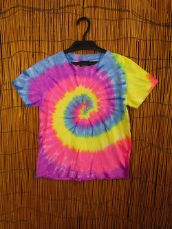 画像1: 【１３０ｃｍ】キッズサイズ＊タイダイ染め＊コットン素材＊半袖＊Ｔシャツ