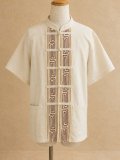 無地＊コットン素材＋＊刺繡＊チャイナボタン＊半袖＊シャツ 