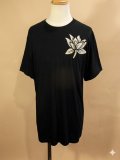 黒色＊コットン素材＊抜染プリント＊ロータス＊半袖＊Ｔシャツ＊２ＸＬ