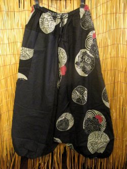 画像2: 黒色＋和風プリント＊切り替え＊コットン素材＊ふんわり＊サルエルパンツ