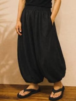 画像1: 黒色＊コットン素材＊ゆったりシルエット＊ビッグアラジンパンツ＊バルーンパンツ