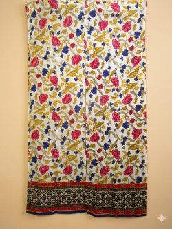 画像1: 【１５０ｃｍ×８５ｃｍ】インド綿＊お花プリント＊暖簾＊のれん