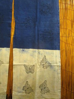 画像4: 【１５０ｃｍ×８５ｃｍ】インド綿＊ひよこと蝶々プリント＊暖簾＊のれん