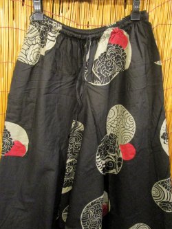 画像2: 黒色＋和風プリント＊切り替え＊コットン素材＊ふんわり＊サルエルパンツ