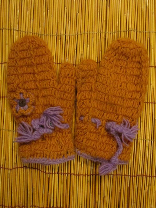 ネパールウール素材の暖か手袋