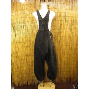 画像: 黒色デニム素材＊サルエルパンツ風＊アシンメトリー＊変型サロペット 