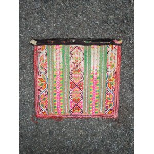 画像: 【１８・５ｃｍ×２０・５ｃｍ】モン族＊アンティーク生地
