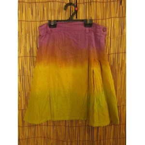 画像: １２０ｃｍ＊キッズサイズ＊手染め＊グラデーションカラー＊ミドル丈スカート 