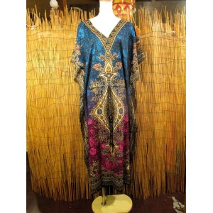 画像: 薄手ビスコース素材＊ゆったりサイズ ＊グラデーションカラー＊ガラベーヤ＊ポンチョ風＊マキシ丈＊ワンピース＊ベリーダンス