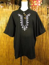 画像: トライバルステッチ＊コットン素材＊マオカラー＊半袖＊プルオーバー＊ＸＬ
