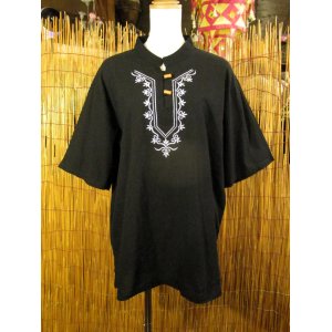 画像: トライバルステッチ＊コットン素材＊マオカラー＊半袖＊プルオーバー＊ＸＬ