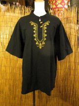 画像: トライバルステッチ＊コットン素材＊マオカラー＊半袖＊プルオーバー＊ＸＬ