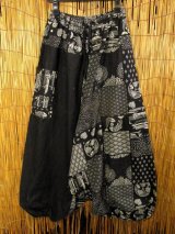 画像: 黒色＋和風プリント＊切り替え＊コットン素材＊ふんわり＊サルエルパンツ