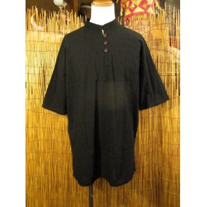 画像: 三つボタン＊コットン素材＊胸ポケット＊半袖＊プルオーバー＊２ＸＬ 