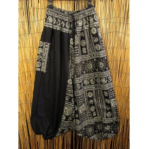 画像: 黒色＋和風プリント＊切り替え＊コットン素材＊ふんわり＊サルエルパンツ