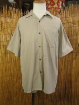 画像: 無地＊コットン素材＊ココナッツボタン＊半袖＊シャツ ＊ＸＬ