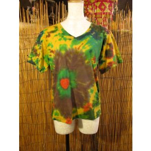 画像: タイダイ染め＊コットン素材＊Ｖネック＊半袖＊Ｔシャツ