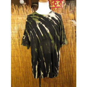 画像: 黒色ベース＊タイダイ染め＊コットン素材＊半袖＊Ｔシャツ＊２ＸＬ