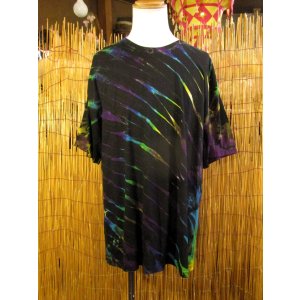 画像: 黒色ベース＊タイダイ染め＊コットン素材＊半袖＊Ｔシャツ＊２ＸＬ