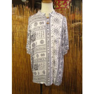 画像: ラムナミプリント＊レーヨン素材＊マオカラー＊半袖＊プルオーバー＊２XＬ