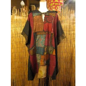 画像: ストーンウォッシュ＊コットン素材＊ゆったりサイズ＊パッチワーク＊フード付き＊ポンチョ