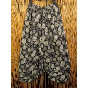 画像: 和風プリント＊コットン素材＊ふんわり＊サルエルパンツ