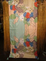 画像: レトロ調プリント＊ポリエステル素材＊タッセル付き＊大判ストール＊マルチクロス