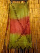 画像: 手染め＊コットン素材＊グラデーションカラー＊切りっぱなし＊巻きスカート